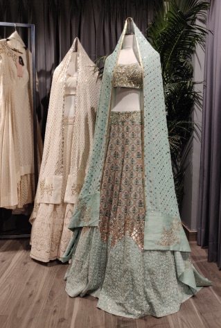 bridesmaid_s-spotlight_06