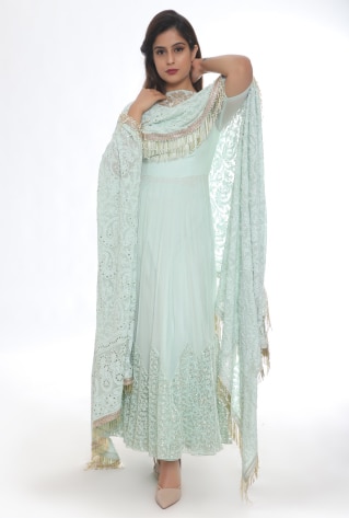 bridesmaid_s-spotlight_07