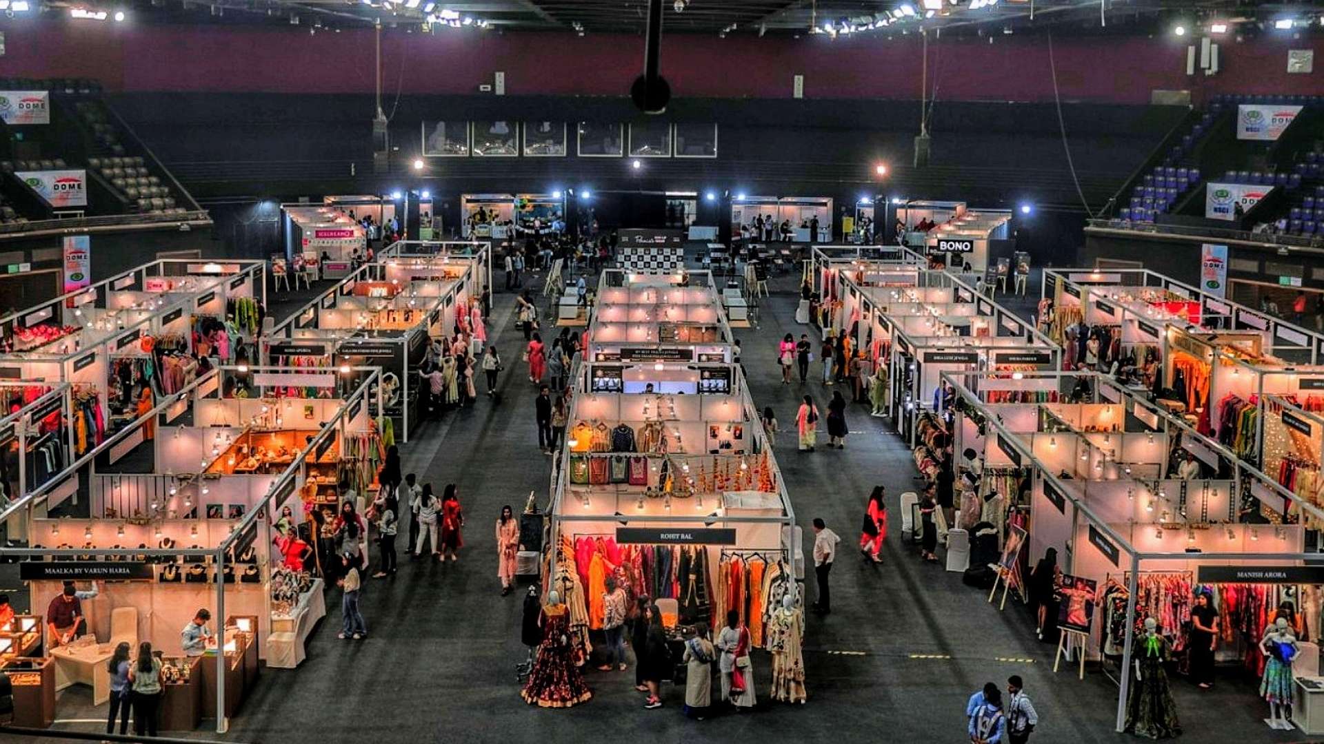 Pernia's Pop Up Show