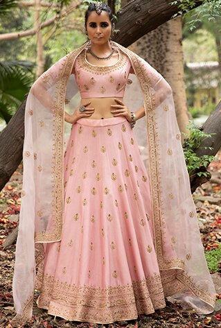 Megha and Jigar Pernia's Pop Up SHop