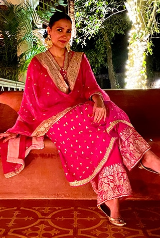 Celebrity approved outfits from pernia's pop up shop end of season sale