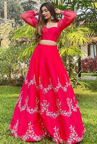 Celebrity approved outfits from pernia's pop up shop End of season sale