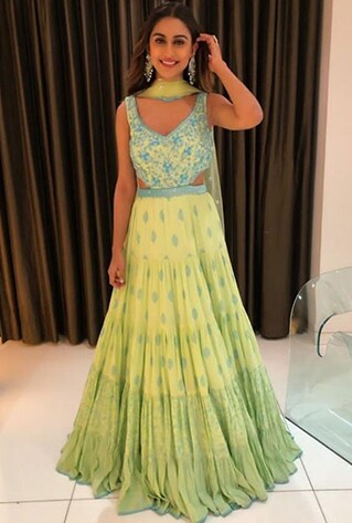 Celebrity approved outfits from pernia's pop up shop end of season sale