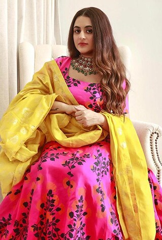 Celebrity approved outfits from pernia's pop up shop end of season sale