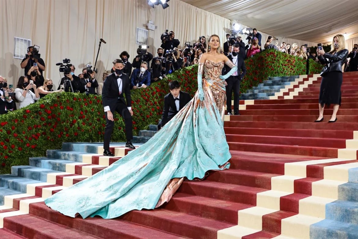 First Look | Fashion, Lifestyle, Interviews, Events, Shopping.