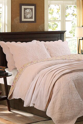 baby pink bed linen