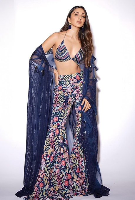 Kiara Advani wearing Cape Set by Anamika Khanna
