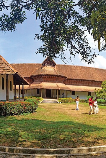 Kowdiar Palace