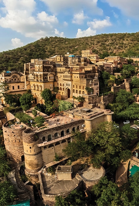 Neemrana Fort Palace, Neemrana