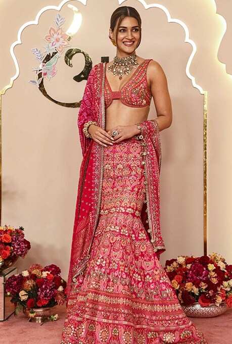 Kriti Sanon in Arpita Mehta