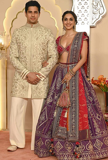 Sidharth Malhotra and Kiara Advani in Manish Malhotra