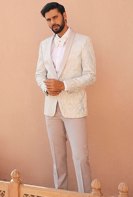 mens winter wedding outfits