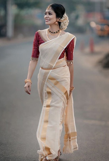 Mundun Neriyathum Saree Draping Style For Bride