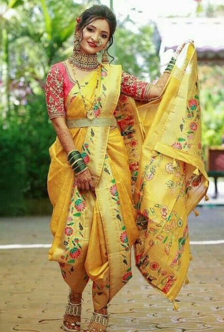 Nauvari Saree