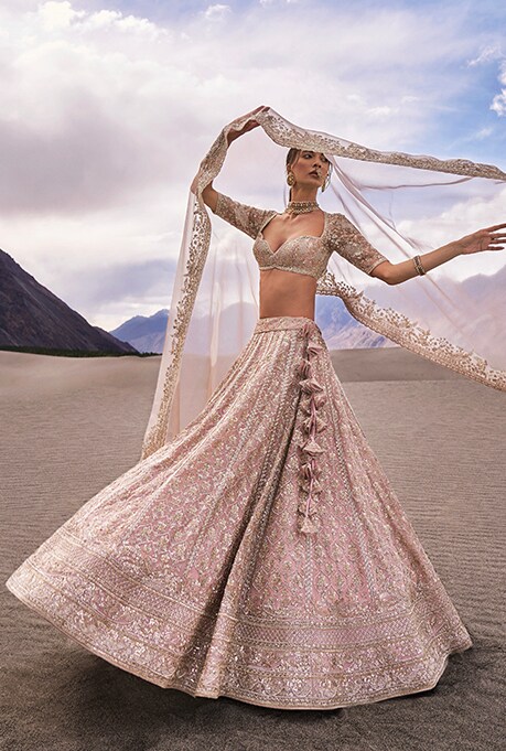 SIA LEHENGA SET by Anushree Reddy