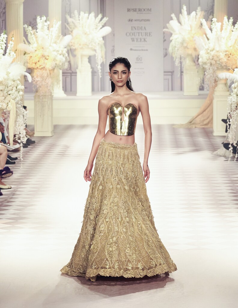 Roseroom by Isha Jajodia