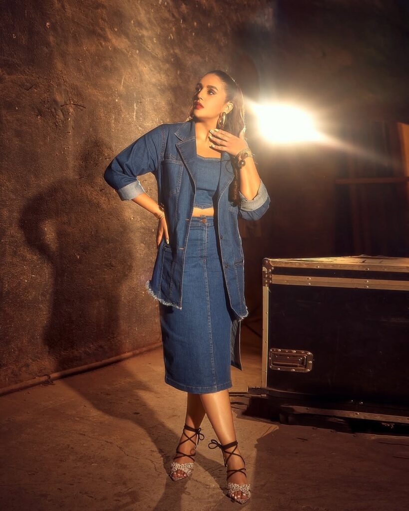 Huma Quershi in Denim-on-Denim