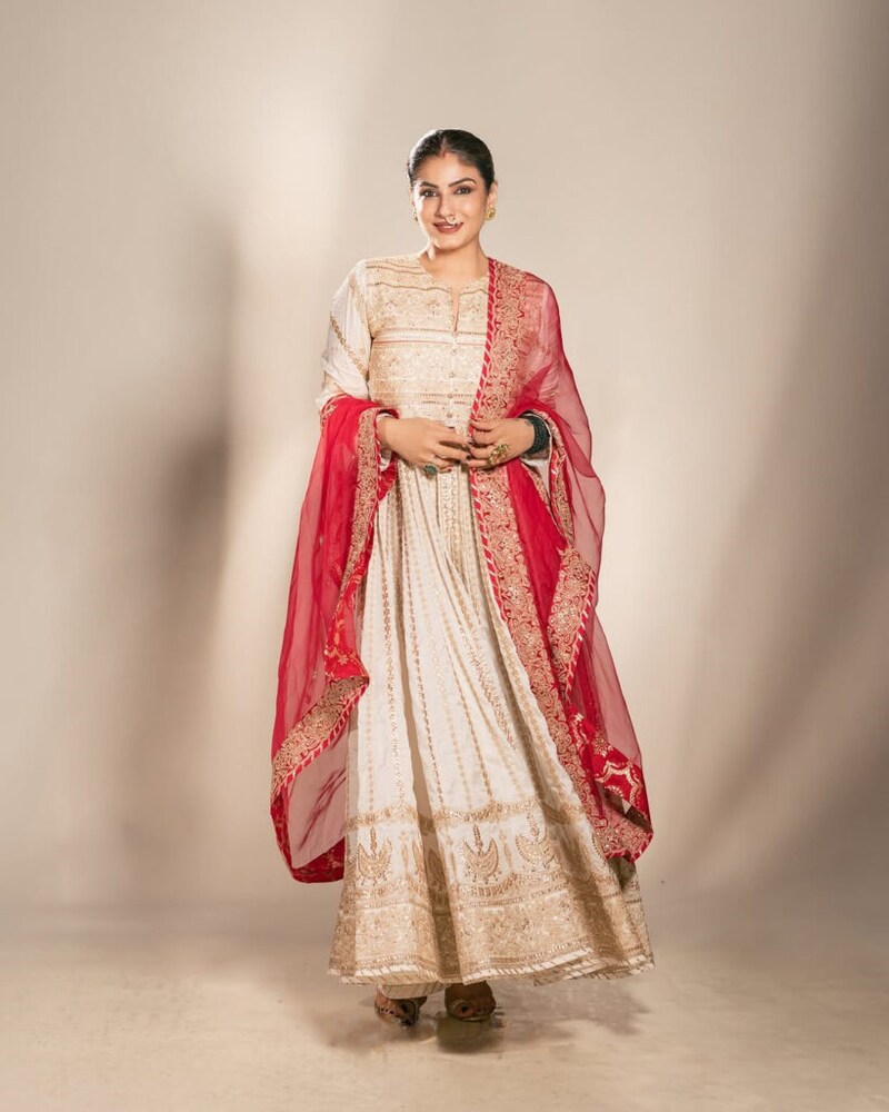 Raveena Tandon in Gopi Vaid