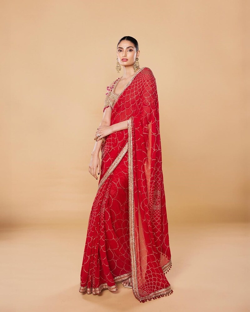 Athiya Shetty in Tarun Tahiliani