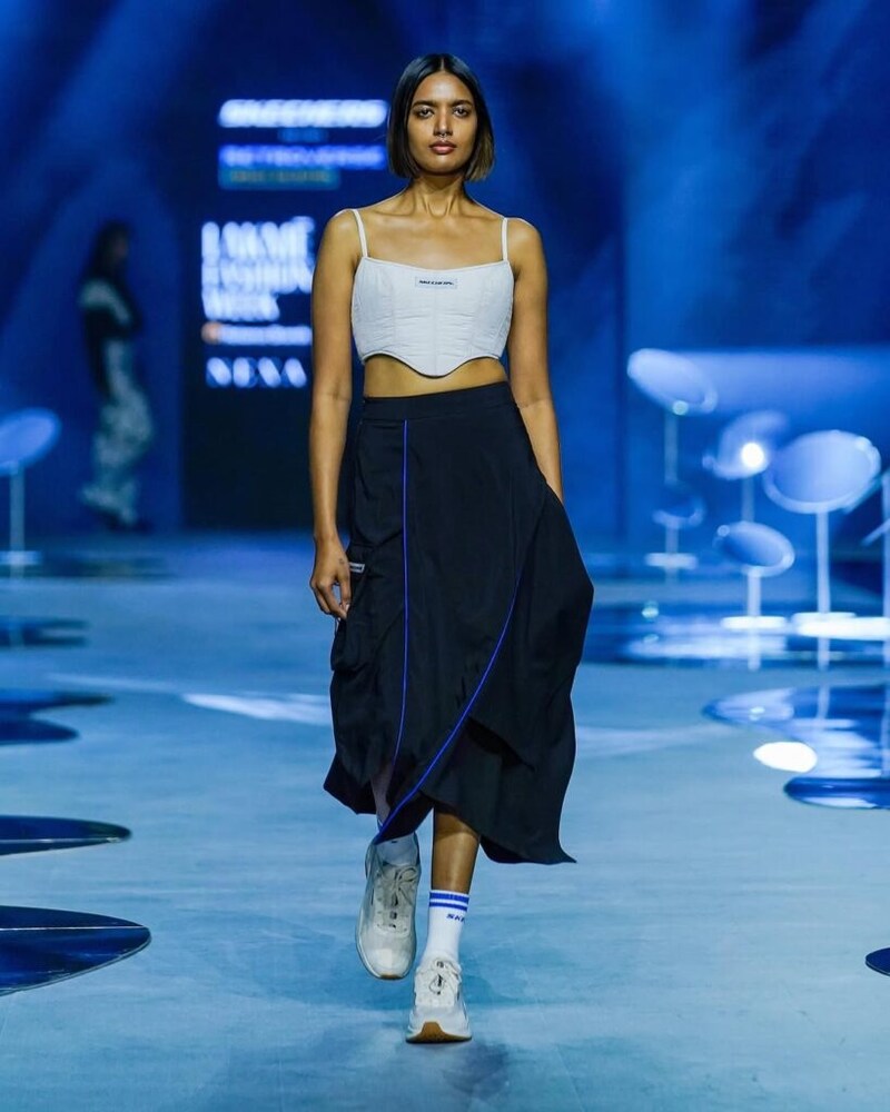 Retroverse by Skechers India