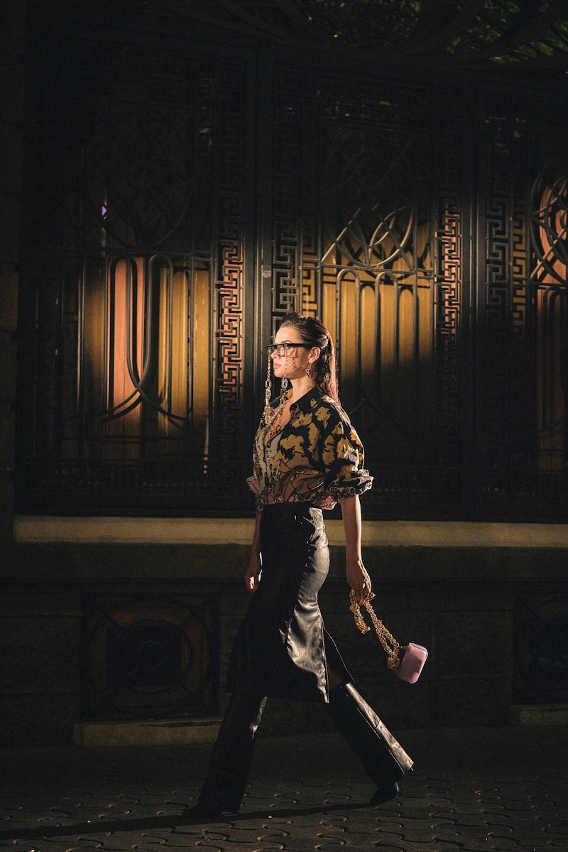 Shirt by Kanika Goyal - Bag by Papa Don’t Preach by Shubhika - Soft Lilac TPU Motif Embroidered Mini Bag