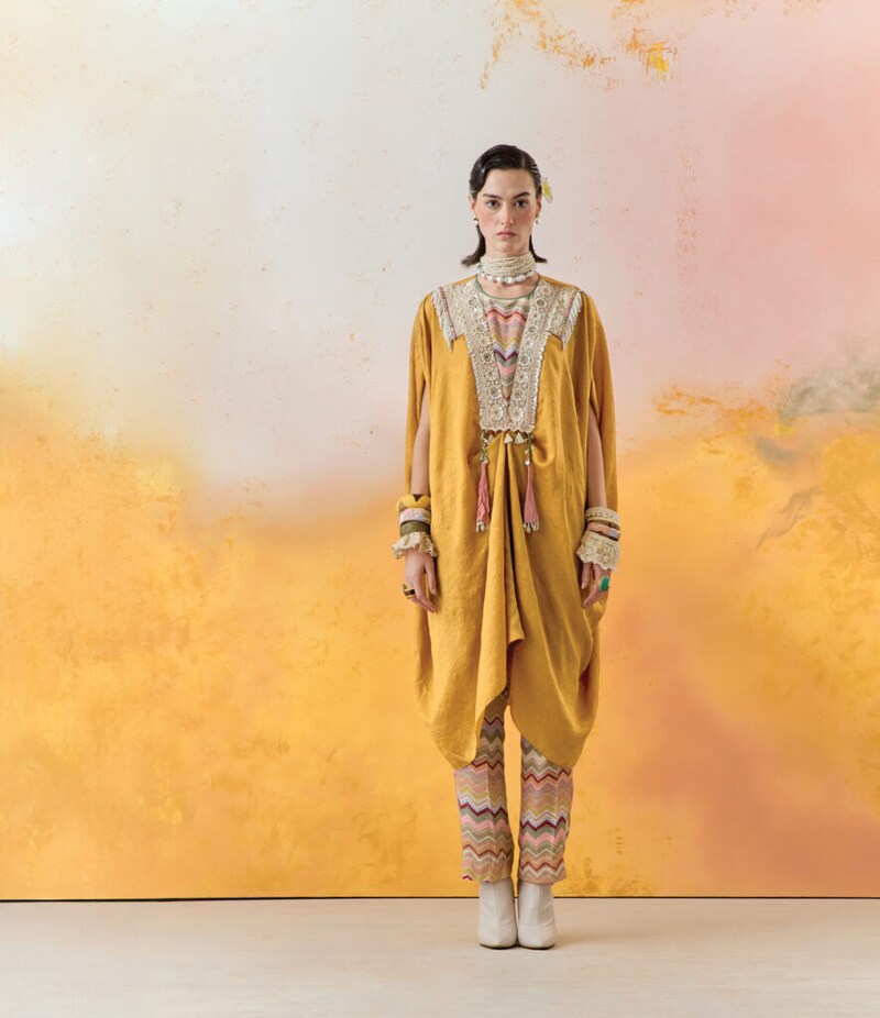 Aseem Kapoor - Yellow Crushed Silk Embroidered Tunic Set