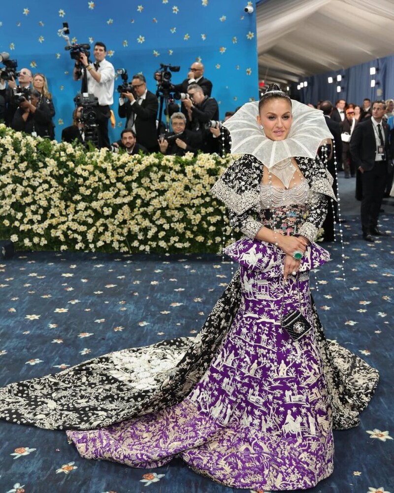 Natasha Poonawalla in Manish Malhotra