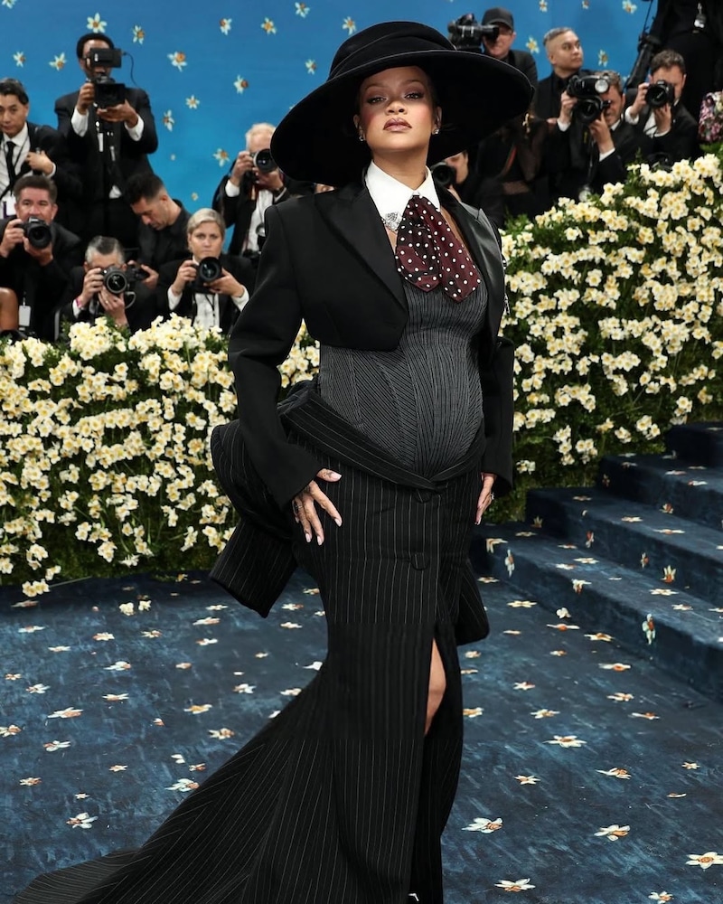 Rihanna in Marc Jacobs and Cartier