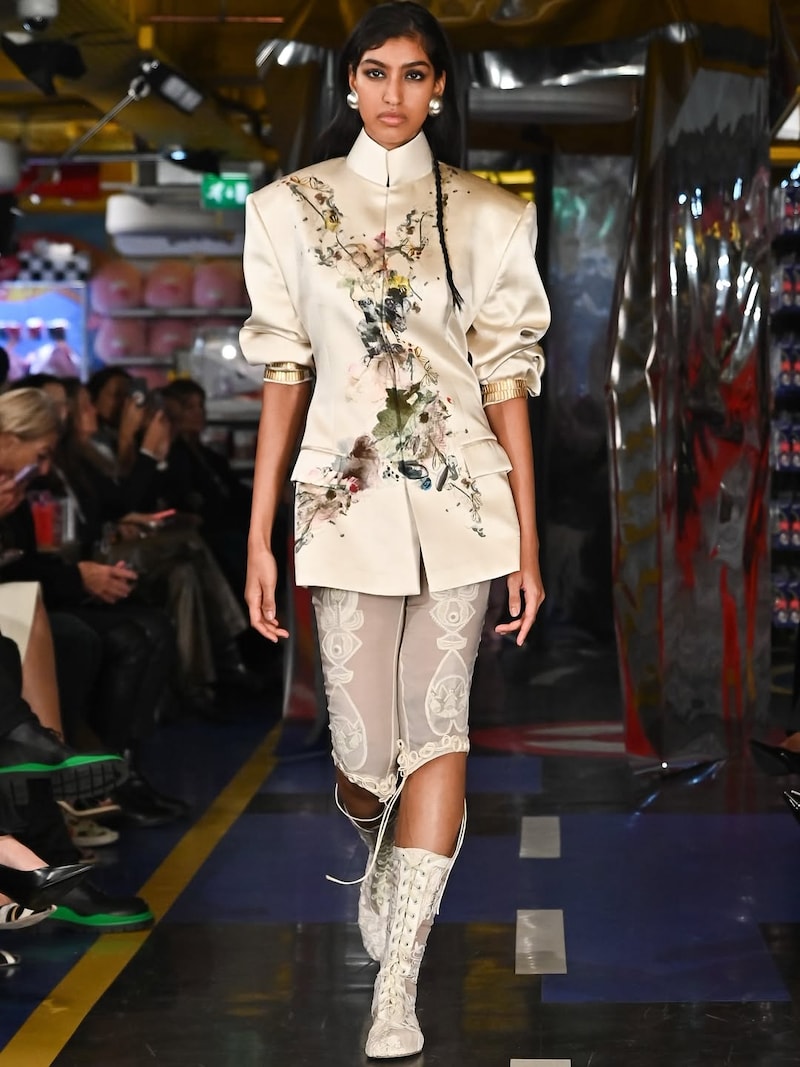 AK|OK Anamika Khanna Spring/Summer 2026 at London Fashion Week 2025