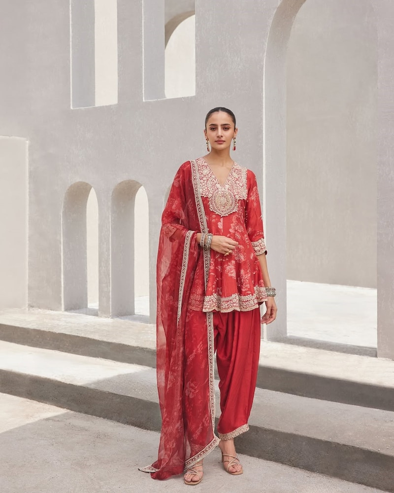 Classy Kurta Sets Sana Barreja