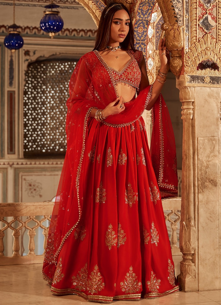 Timeless Lehengas Lashkaraa