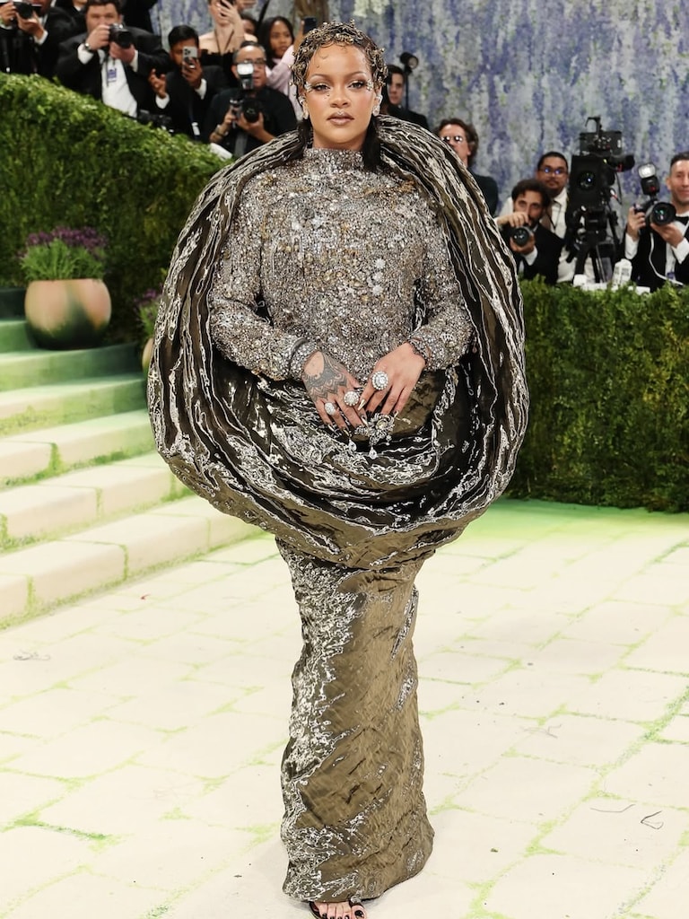 Rihanna in Maison Margiela